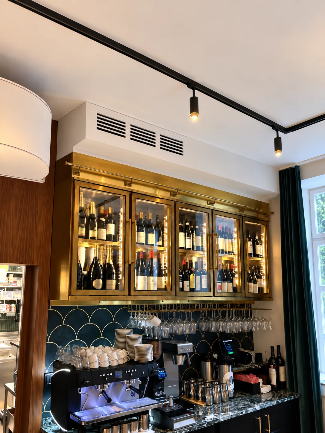 Integrerad klimatinstallation i restaurangmiljö